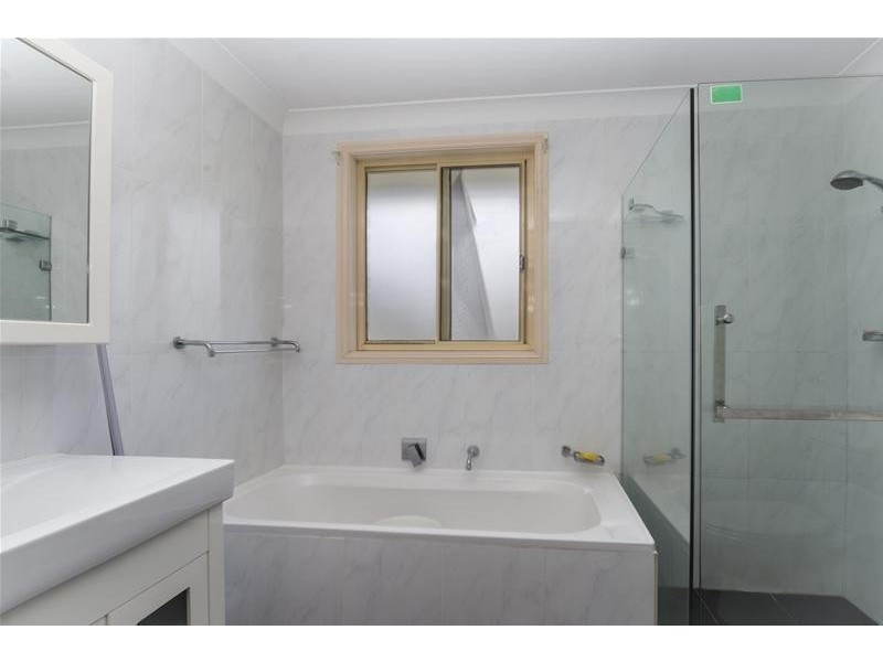 6 Gwydir Avenue, Quakers Hill NSW 2763