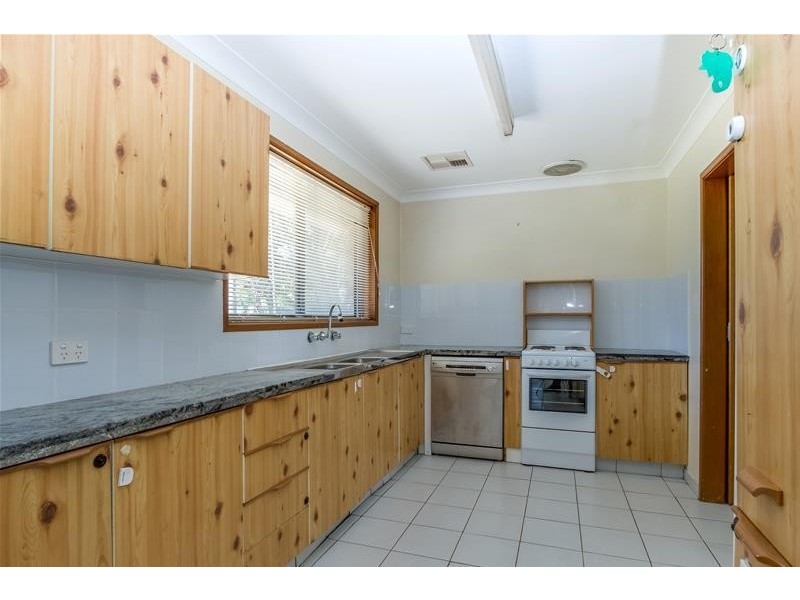 6 Seram Place, Kings Park NSW 2148