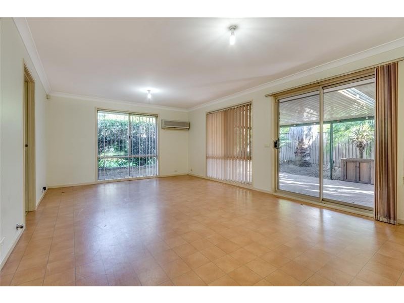 4 Autumn Grove, Glendenning NSW 2761