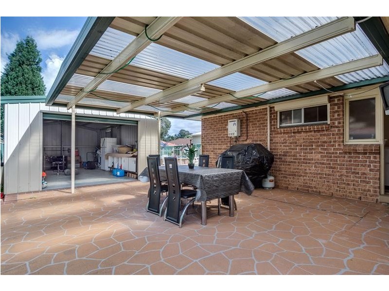 11 Sherborne Place, Glendenning NSW 2761