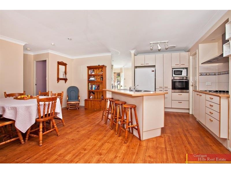 8 Baxter Crescent, Glendenning NSW 2761