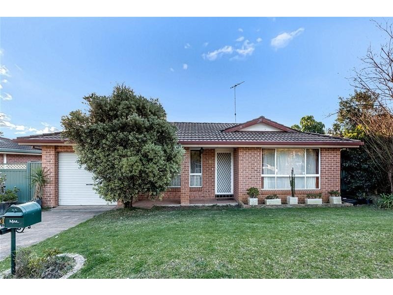30 Milburn Street, Quakers Hill NSW 2763