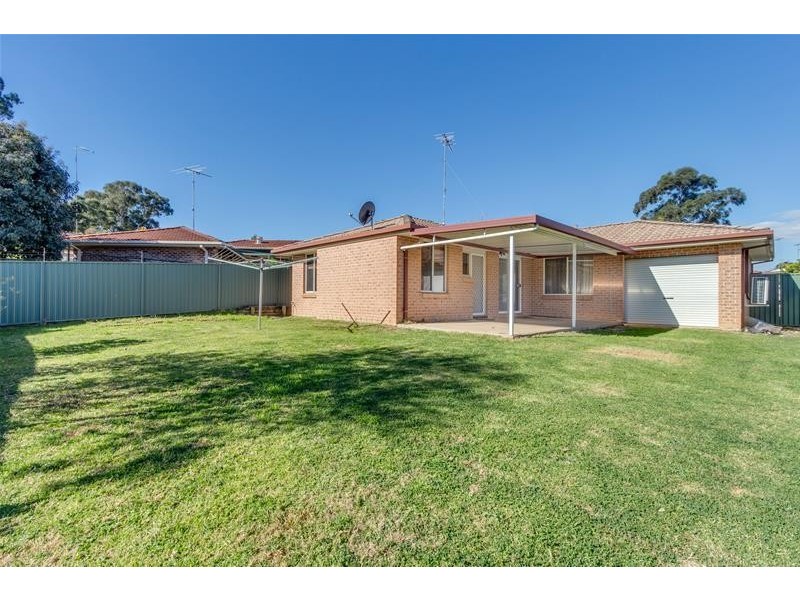30 Milburn Street, Quakers Hill NSW 2763