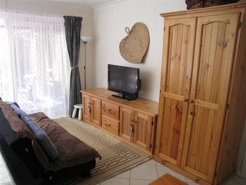 4 Logan Place, Quakers Hill NSW 2763