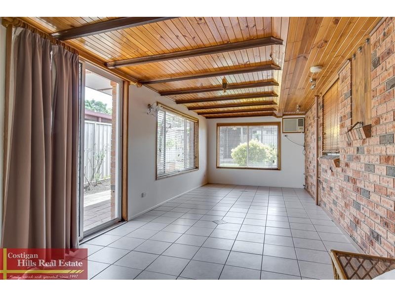 4 Crispin Place, Quakers Hill NSW 2763
