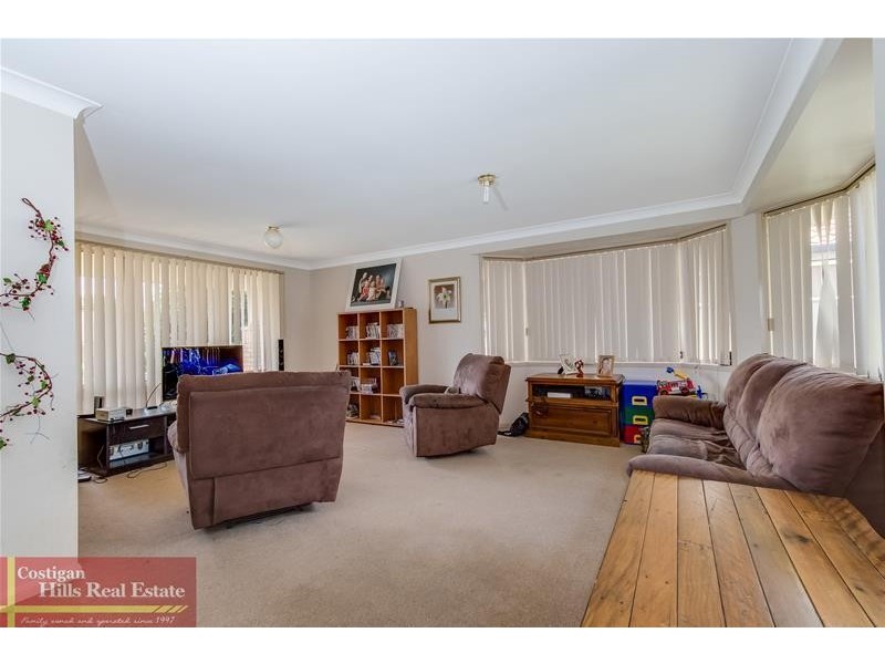 9 Fino Way, Quakers Hill NSW 2763