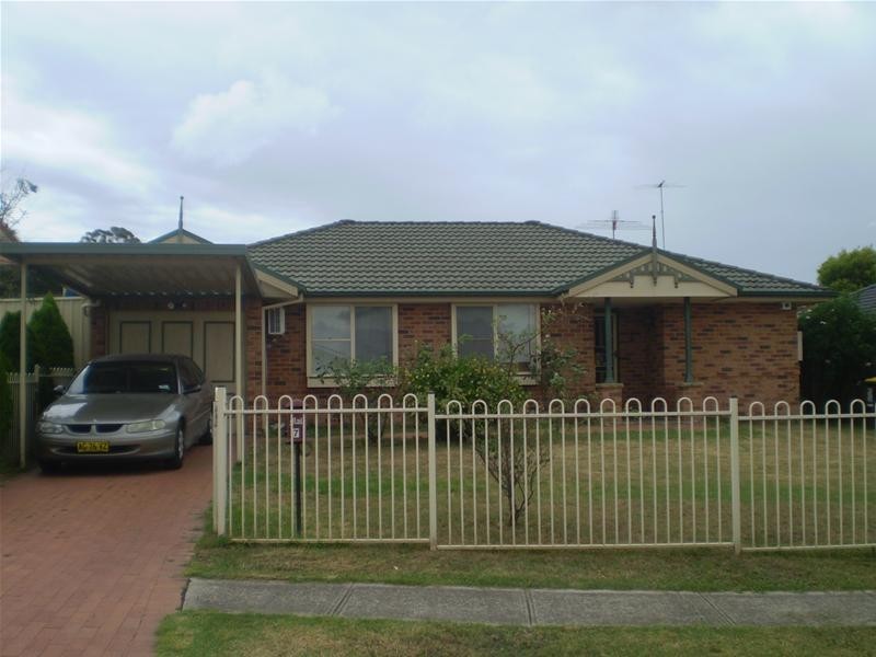 7 Glenview Grove, Glendenning NSW 2761