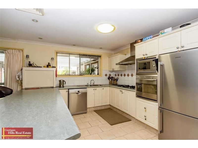 6 Barnier Drive, Quakers Hill NSW 2763