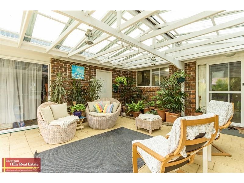 6 Barnier Drive, Quakers Hill NSW 2763