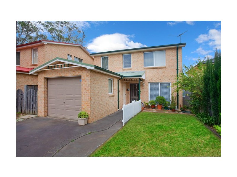 27 Cumming Crescent, Quakers Hill NSW 2763
