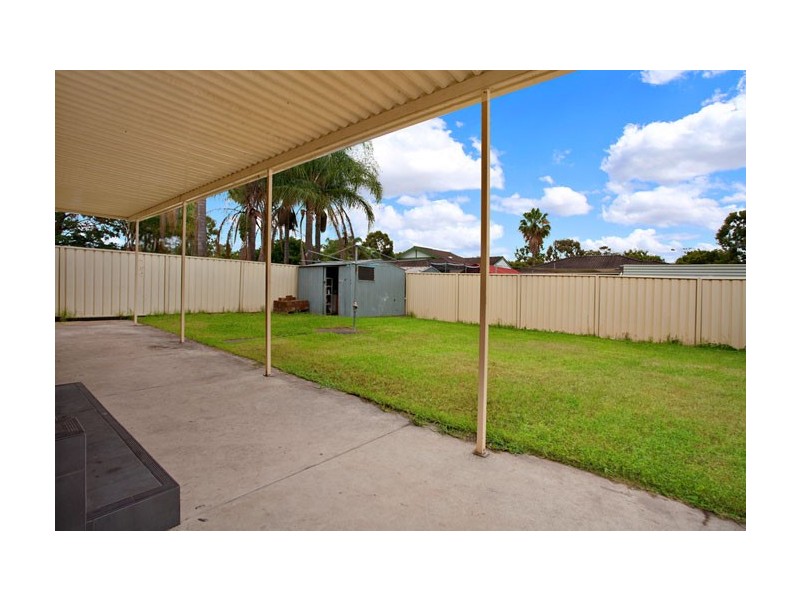 32 Kenneth Crescent, Dean Park NSW 2761