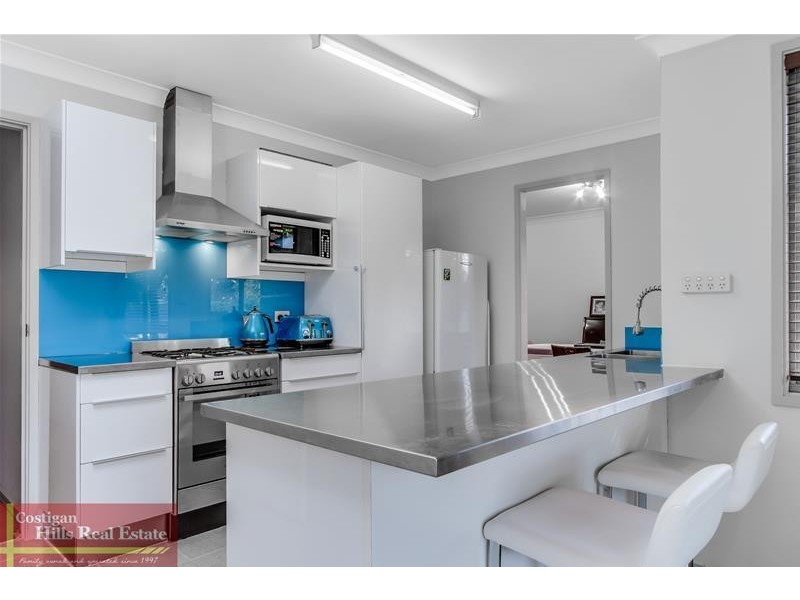 24 Torrance Crescent, Quakers Hill NSW 2763