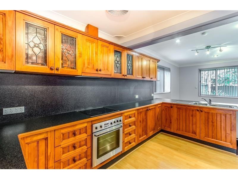 101 Tallagandra Drive, Quakers Hill NSW 2763