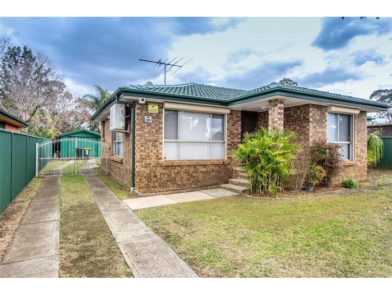 101 Tallagandra Drive, Quakers Hill NSW 2763