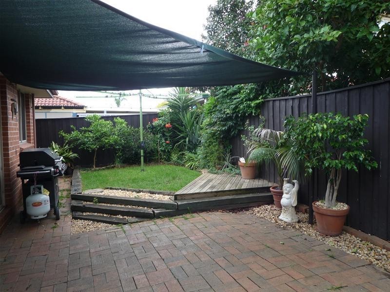 22 Samantha Crescent, Glendenning NSW 2761