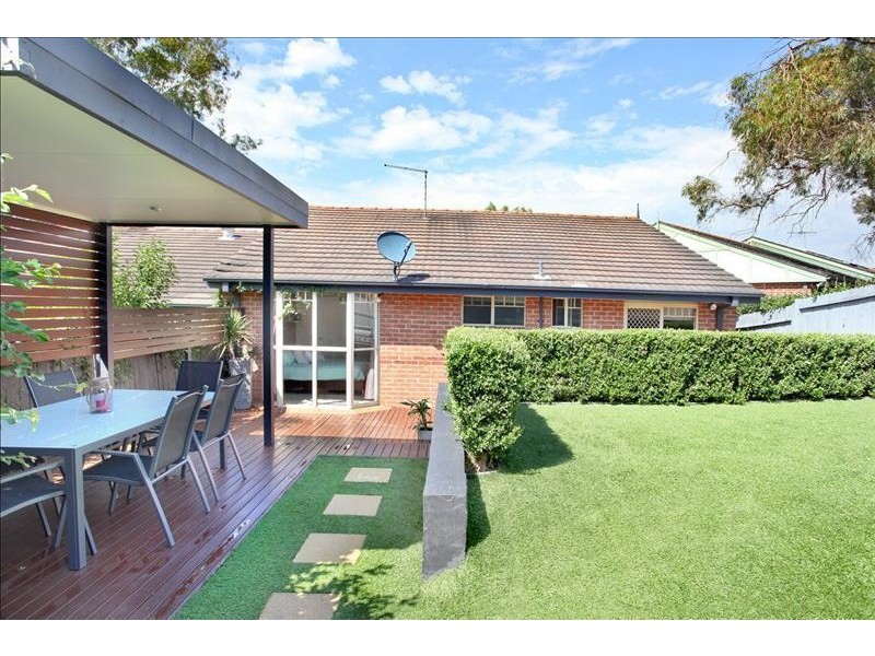 2B Denton Grove, Quakers Hill NSW 2763