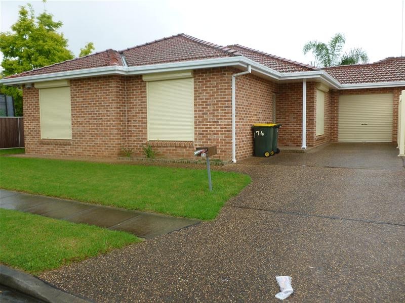74 Manorhouse Boulevard, Quakers Hill NSW 2763