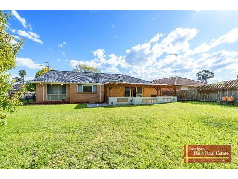 12 Flax Place, Quakers Hill NSW 2763