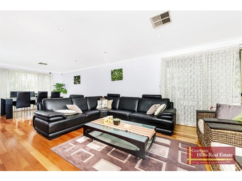 12 Flax Place, Quakers Hill NSW 2763