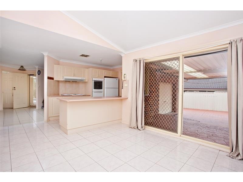 81 Pagoda Crescent, Quakers Hill NSW 2763