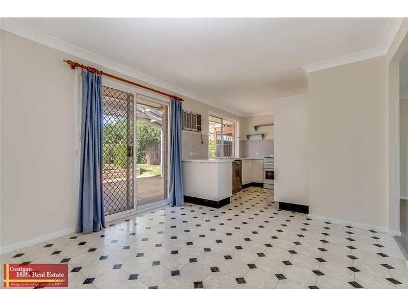 10 Crispin Place, Quakers Hill NSW 2763