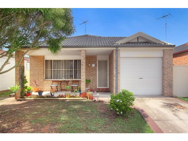 48 Manorhouse Boulevard, Quakers Hill NSW 2763