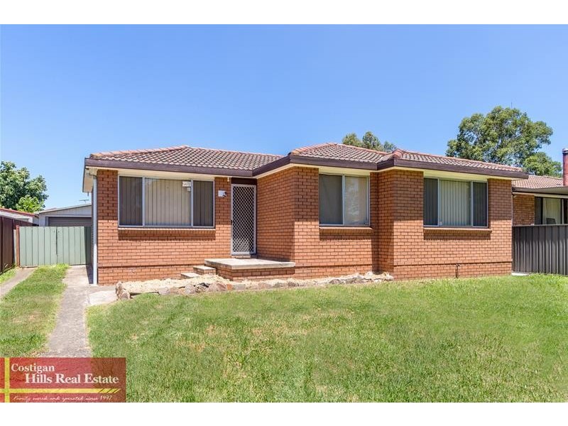 10 Chisholm Street, Quakers Hill NSW 2763