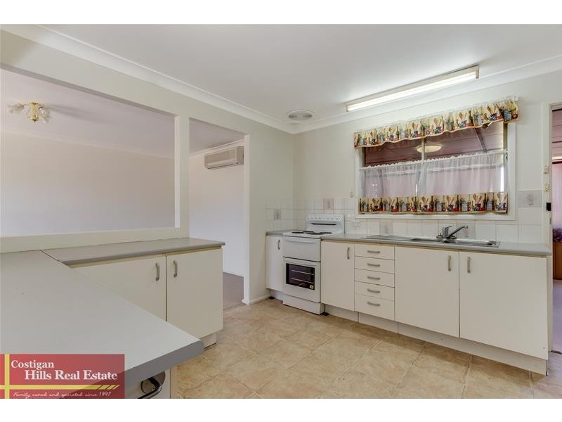 10 Chisholm Street, Quakers Hill NSW 2763