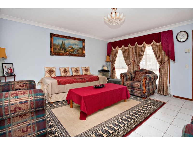 1 Afton Place, Quakers Hill NSW 2763