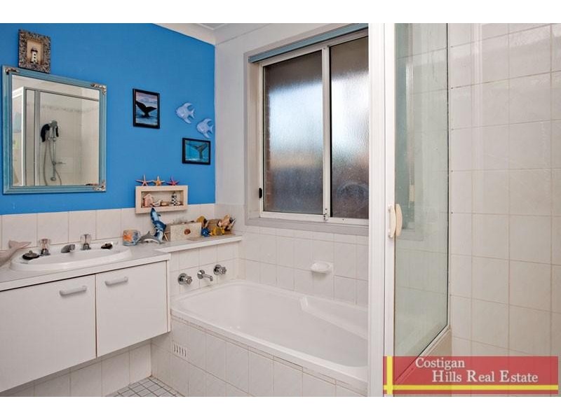 18 Tristan Close, Oakhurst NSW 2761