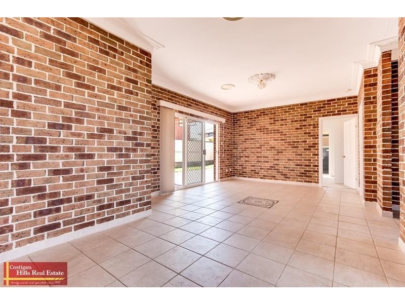 1 Kashmir Avenue, Quakers Hill NSW 2763