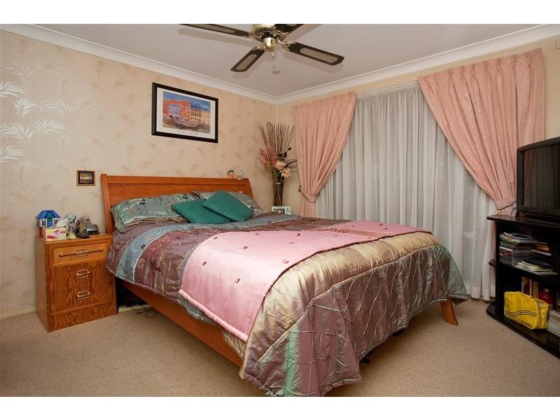 132 Farnham Road, Quakers Hill NSW 2763