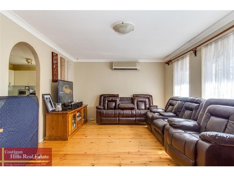 1 Sycamore Crescent, Quakers Hill NSW 2763