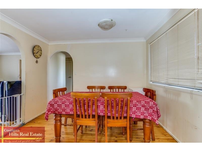 1 Sycamore Crescent, Quakers Hill NSW 2763