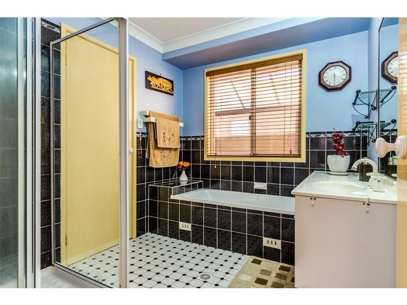 2 Winten Drive, Glendenning NSW 2761