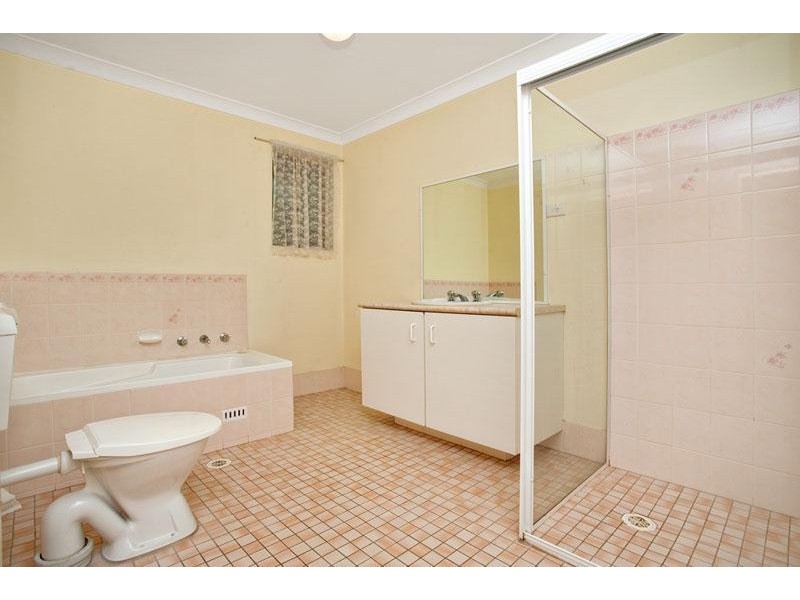 2/3 Isaac Place, Quakers Hill NSW 2763