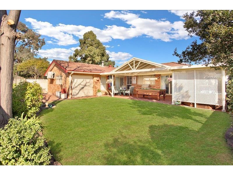 7 Erna Place, Quakers Hill NSW 2763