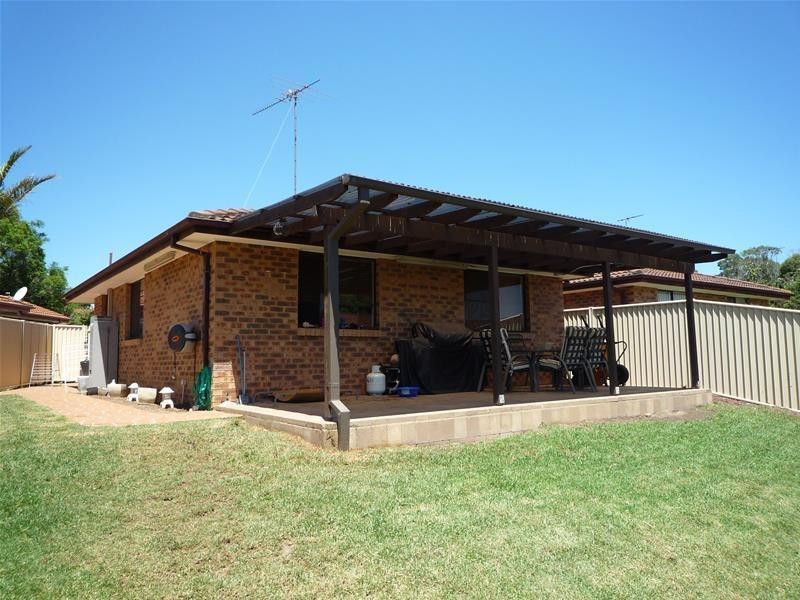 13 Icarus Place, Quakers Hill NSW 2763