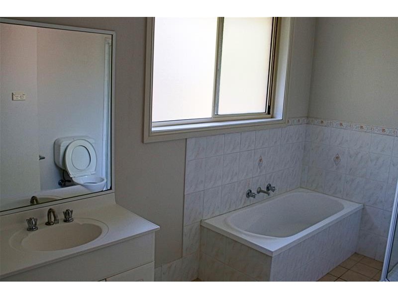 11/16 Hillcrest Road, Quakers Hill NSW 2763