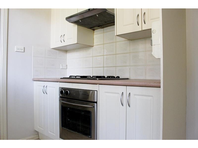 11/16 Hillcrest Road, Quakers Hill NSW 2763