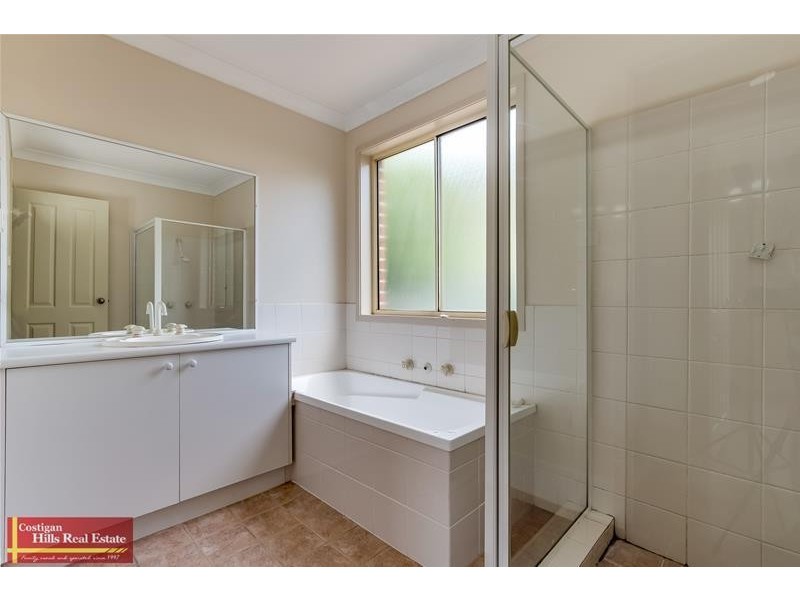 1/70 Bali Drive, Quakers Hill NSW 2763
