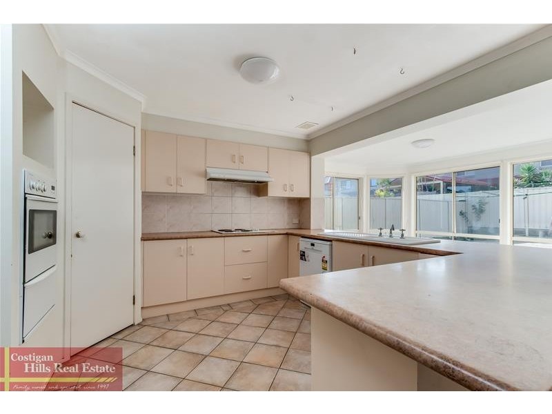 2 Loring Place, Quakers Hill NSW 2763