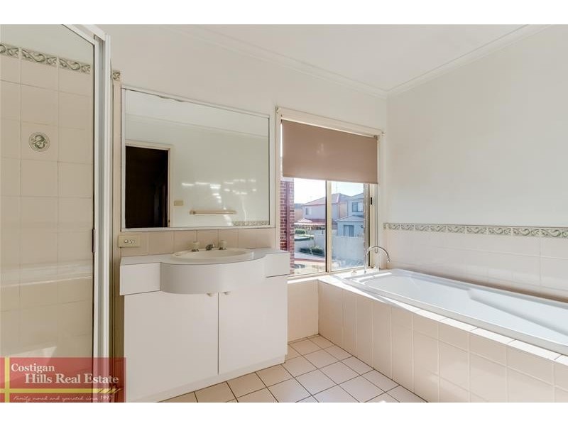 2 Loring Place, Quakers Hill NSW 2763