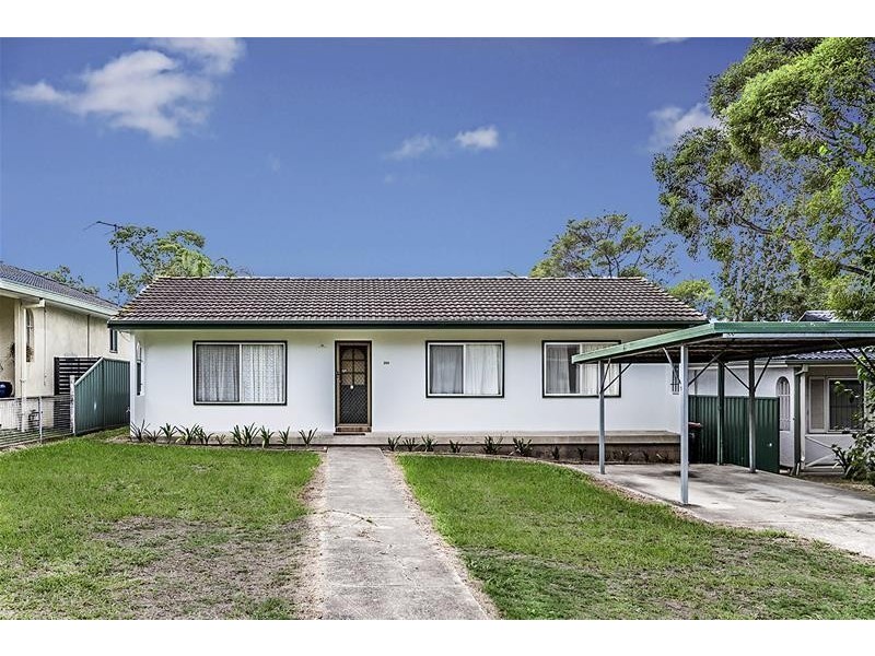 205 Quakers Road, Quakers Hill NSW 2763