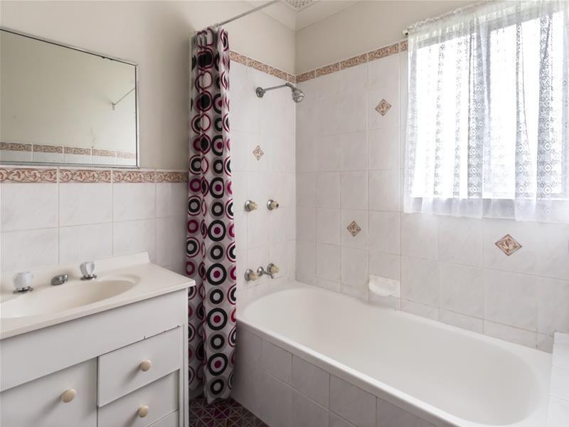 205 Quakers Road, Quakers Hill NSW 2763