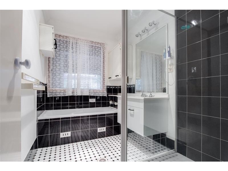 4 Crispin Place, Quakers Hill NSW 2763