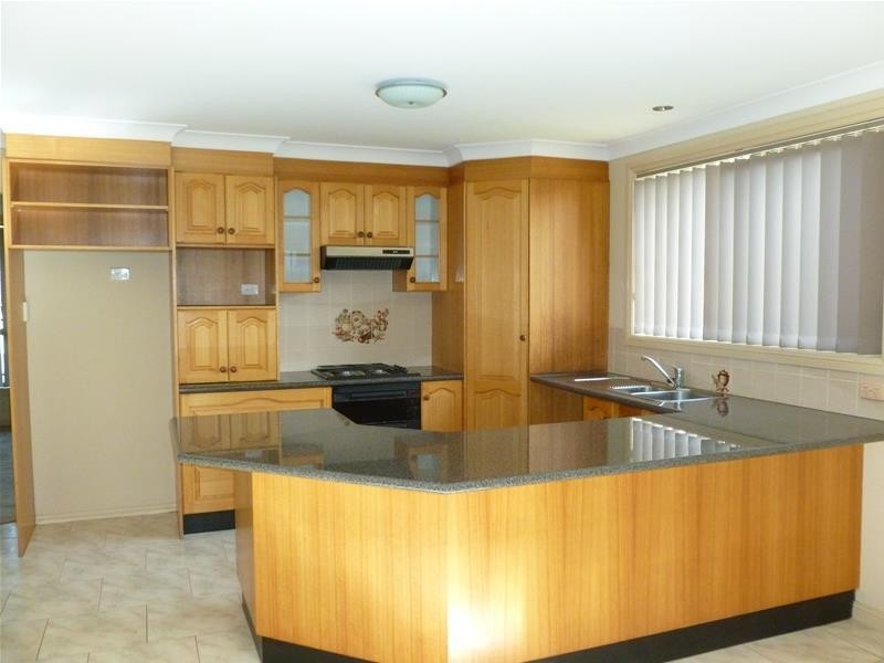 2B Baron Close, Kings Langley NSW 2147