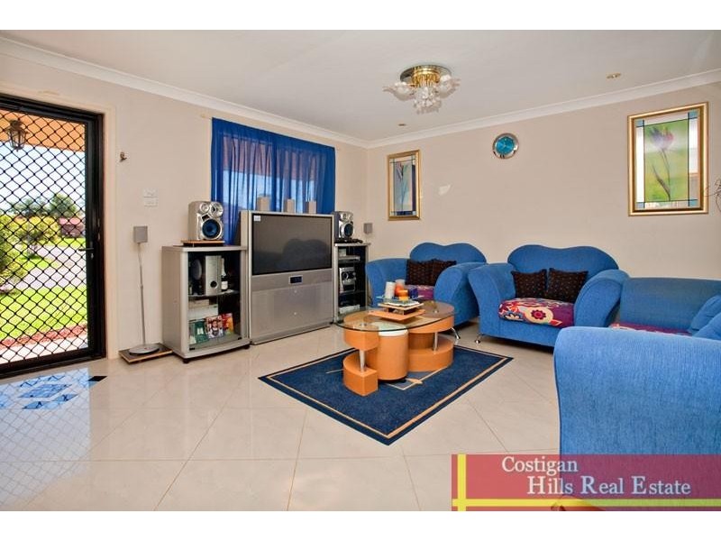 39 Samantha Crescent, Glendenning NSW 2761