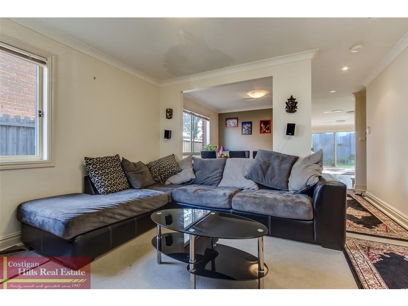 33 Bonaccordo Road, Quakers Hill NSW 2763