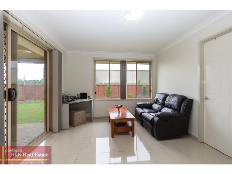 33 Redgum Circuit, Glendenning NSW 2761
